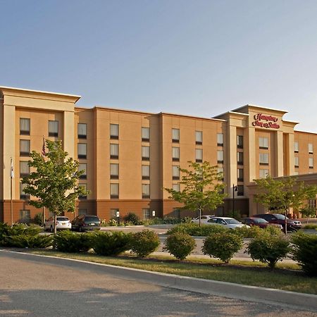 Hampton Inn & Suites Bloomington-Normal Exterior photo